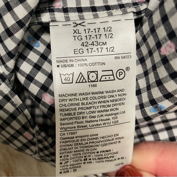Banana Republic Camden fit button down. NWOT - Picture 5 of 5